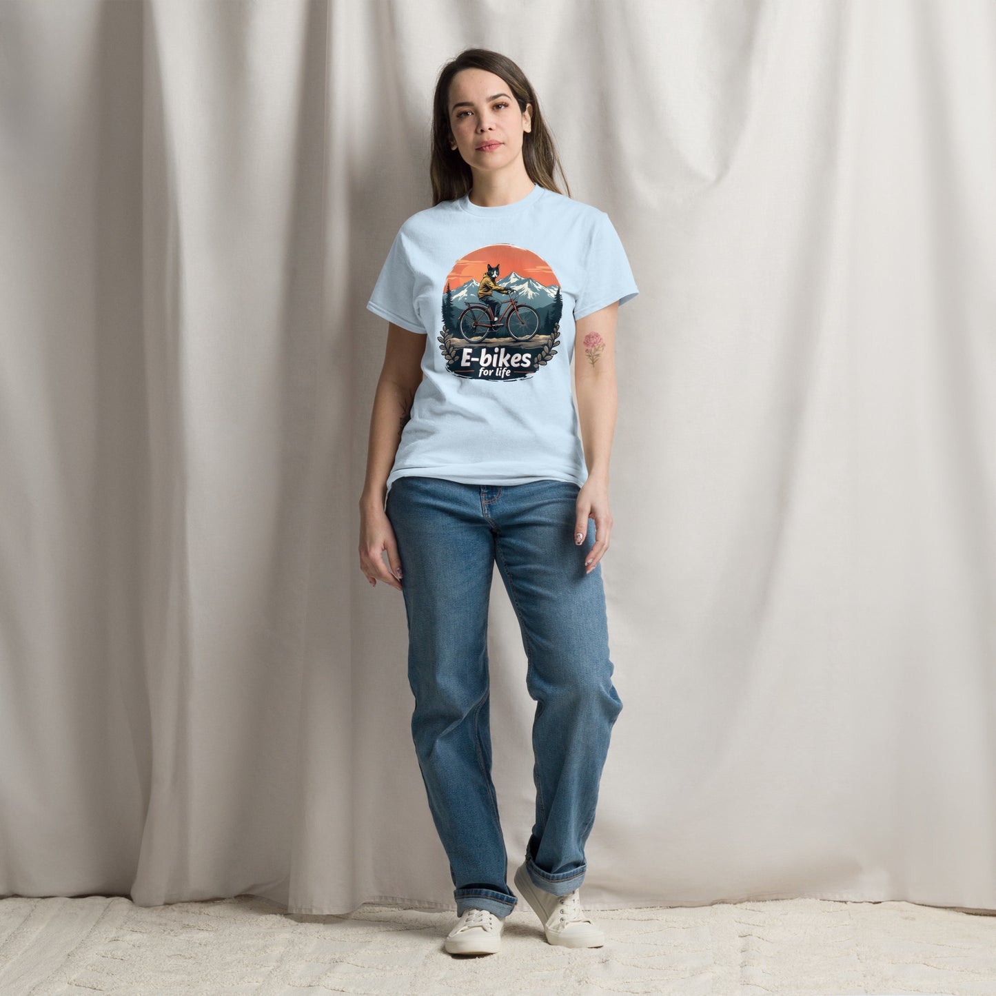 Women's Cats e-bikes for life classic tee