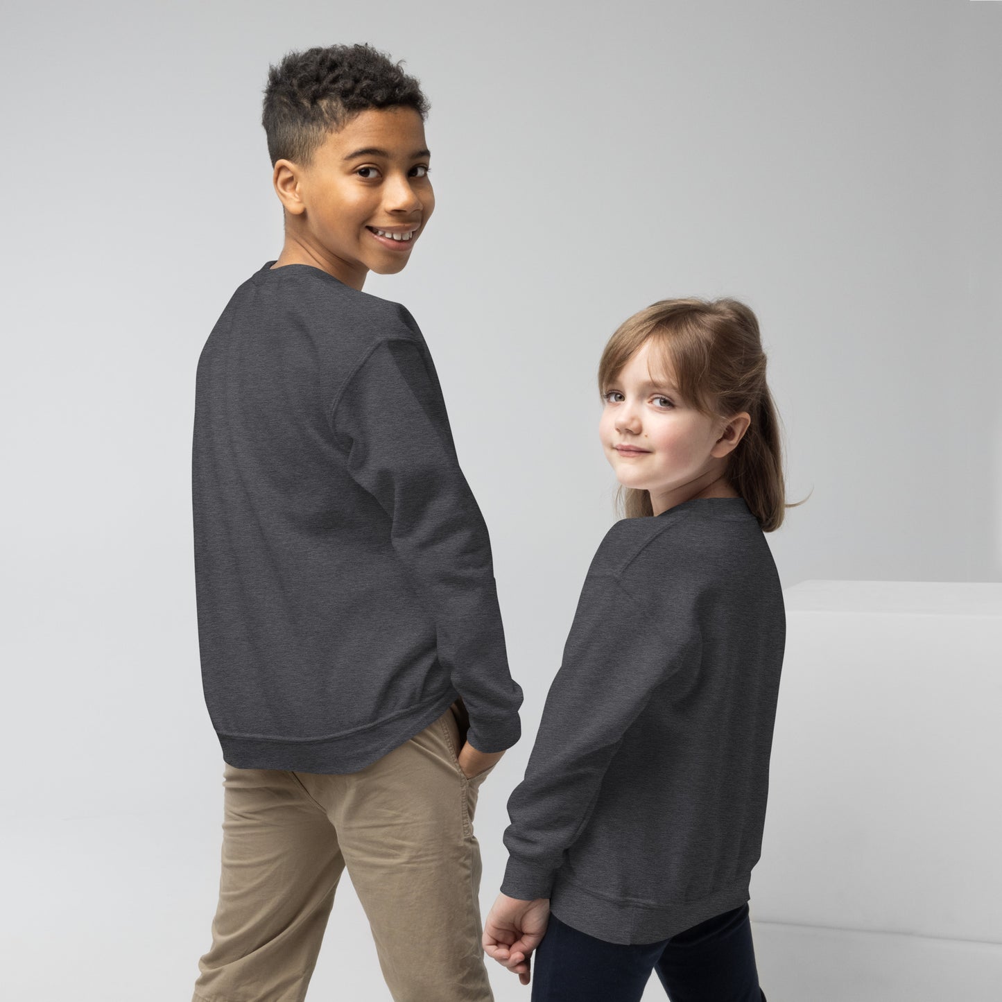 Youth Big sender Series 2 crewneck sweatshirt