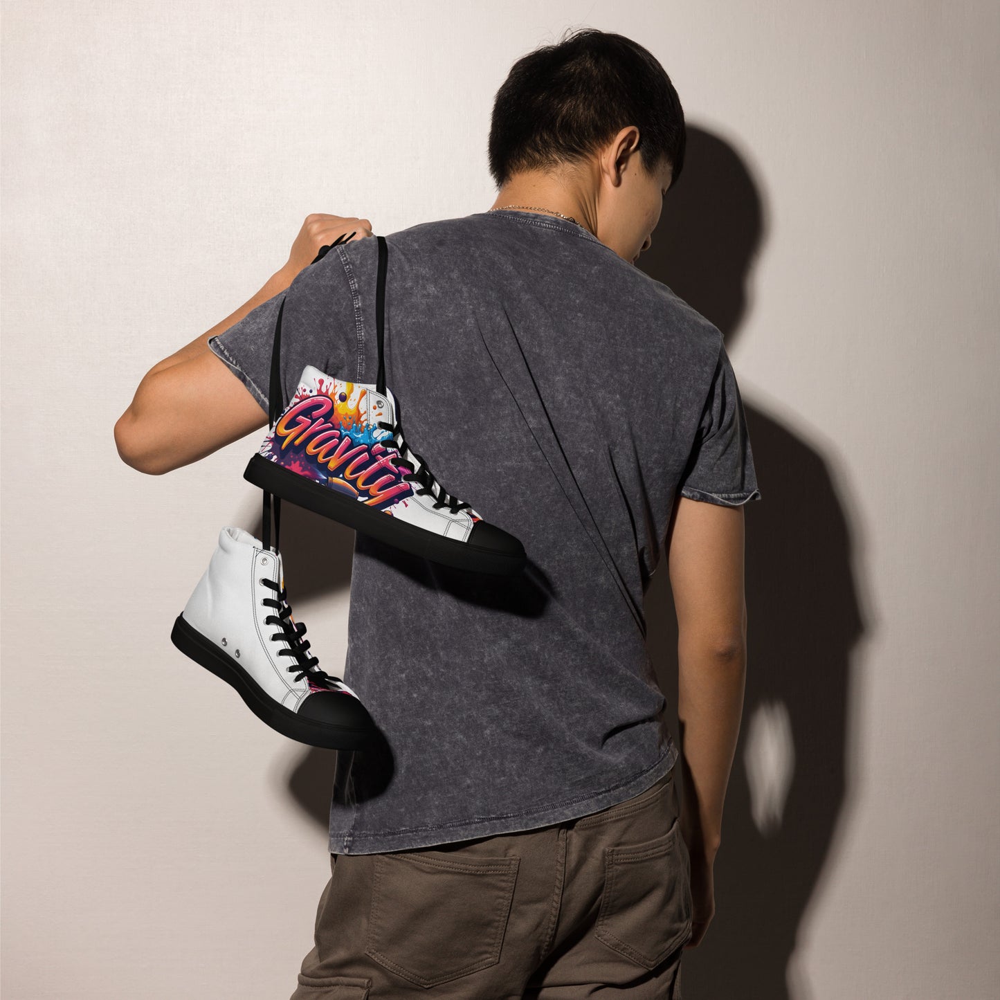 Men’s high top Gravity canvas shoes